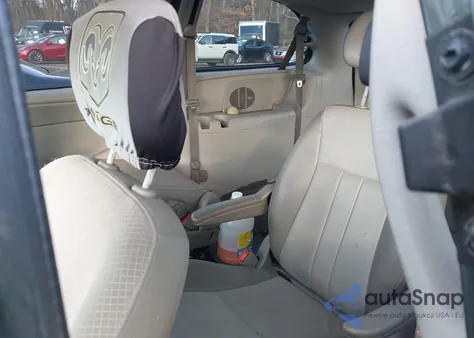 2007 Dodge Grand Caravan Sxt from USA, damaged, VIN 2D4GP44L97R355578